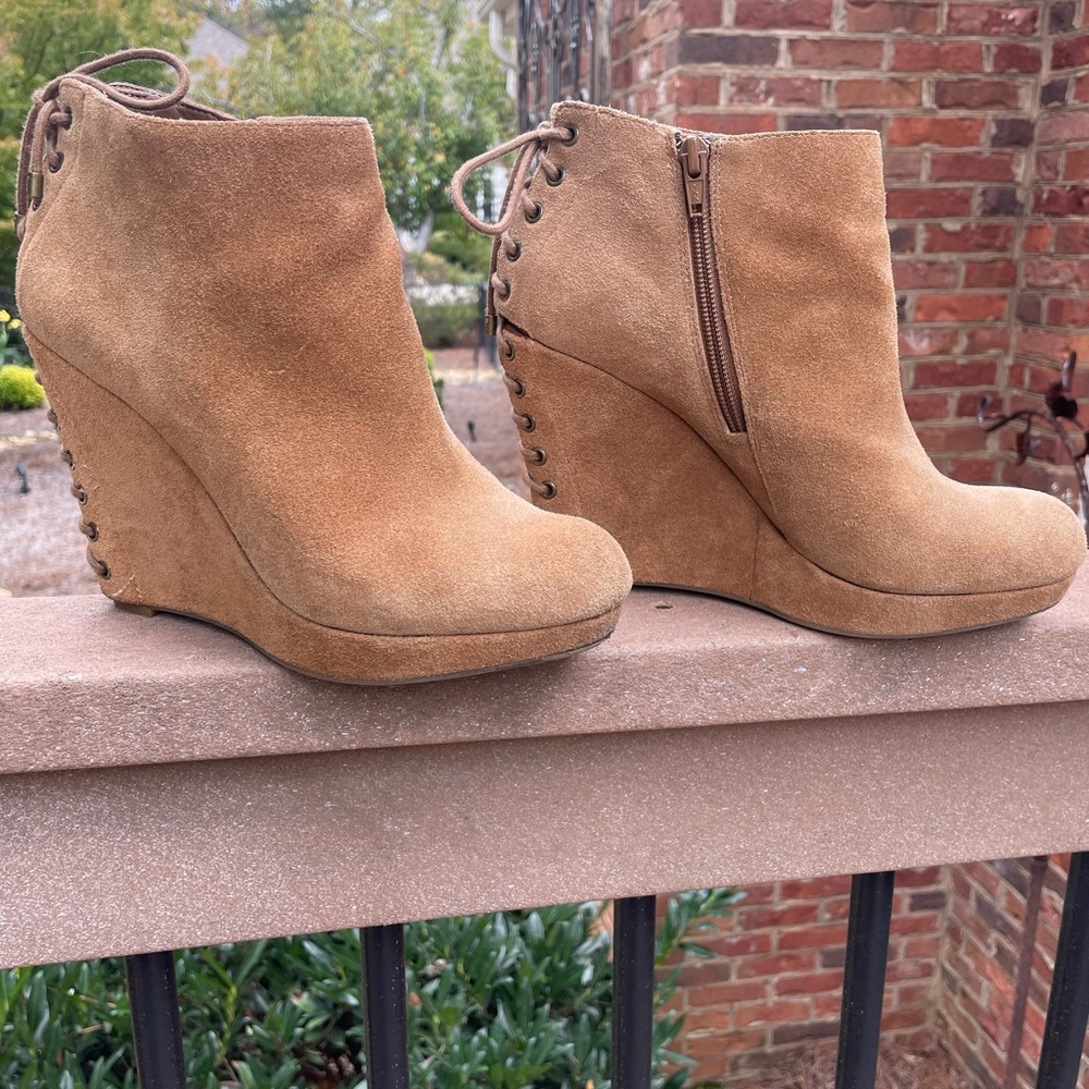 Gianni bini booties